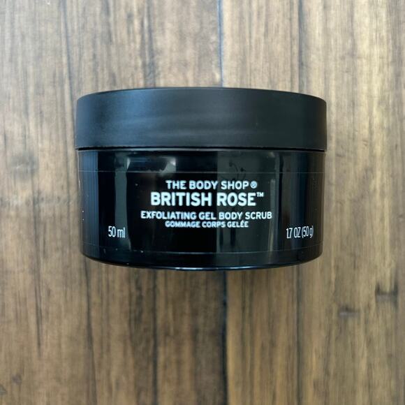 The Body Shop British Rose TRAVEL SET Hand Cream Body Scrub Shower Gel NLA HTF - Picture 3 of 10